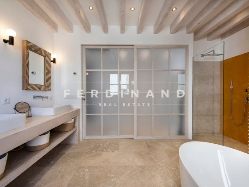 5 Zimmer Villa zu verkaufen in Alcudia mit Pool - 5.900.000 € (Ref: 9651770)