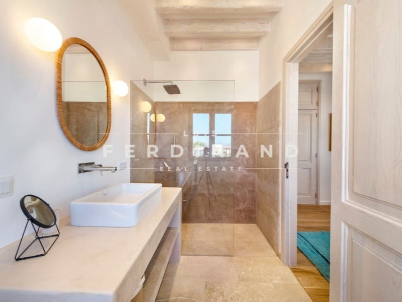 5 Zimmer Villa zu verkaufen in Alcudia mit Pool - 5.900.000 € (Ref: 9651770)