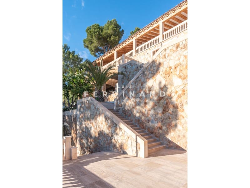 7 bedroom Villa for sale in Son Vida with pool - € 5,900,000 (Ref: 9651774)