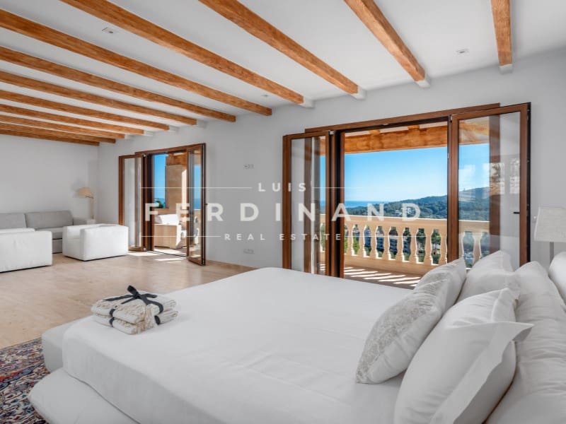 7 bedroom Villa for sale in Son Vida with pool - € 5,900,000 (Ref: 9651774)