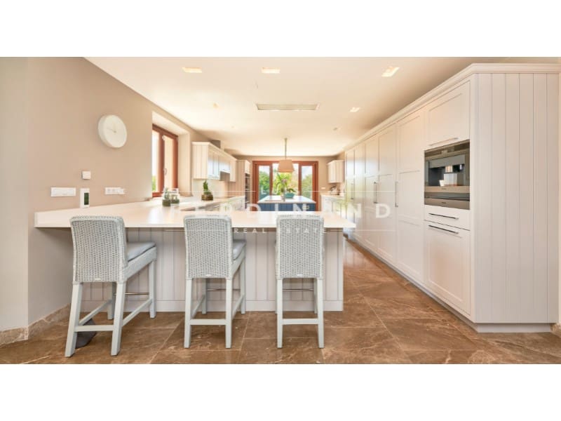 Chalet de 6 habitaciones en Santa María del Camí en venta con piscina - 6.950.000 € (Ref: 9651775)