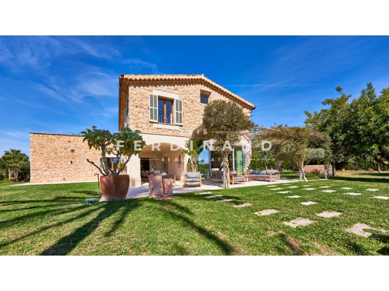 Chalet de 6 habitaciones en Santa María del Camí en venta con piscina - 6.950.000 € (Ref: 9651775)