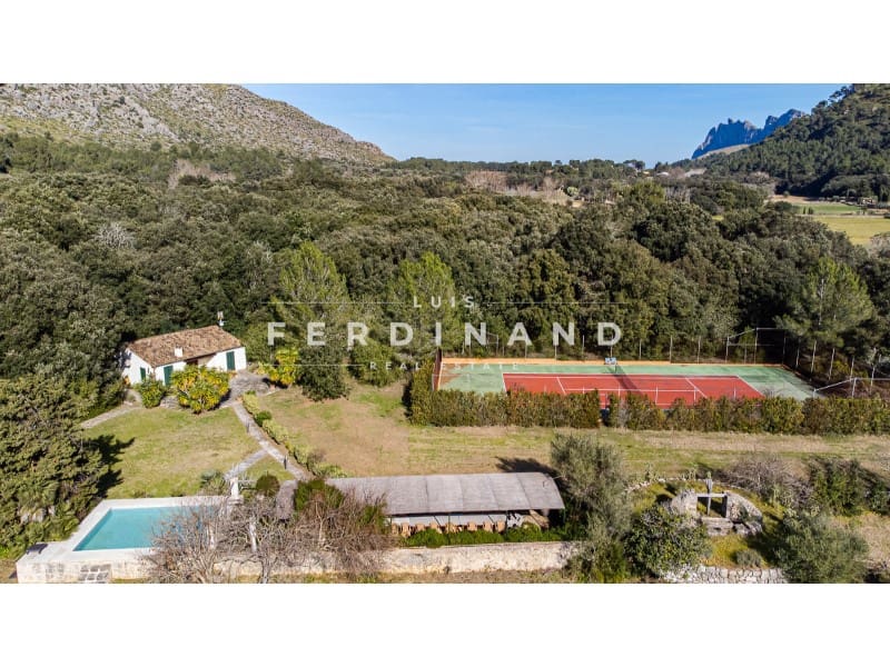 12 sovrum Finca/Hus på landet till salu i Pollensa / Pollenca med pool - 9 000 000 € (Ref: 9666271)