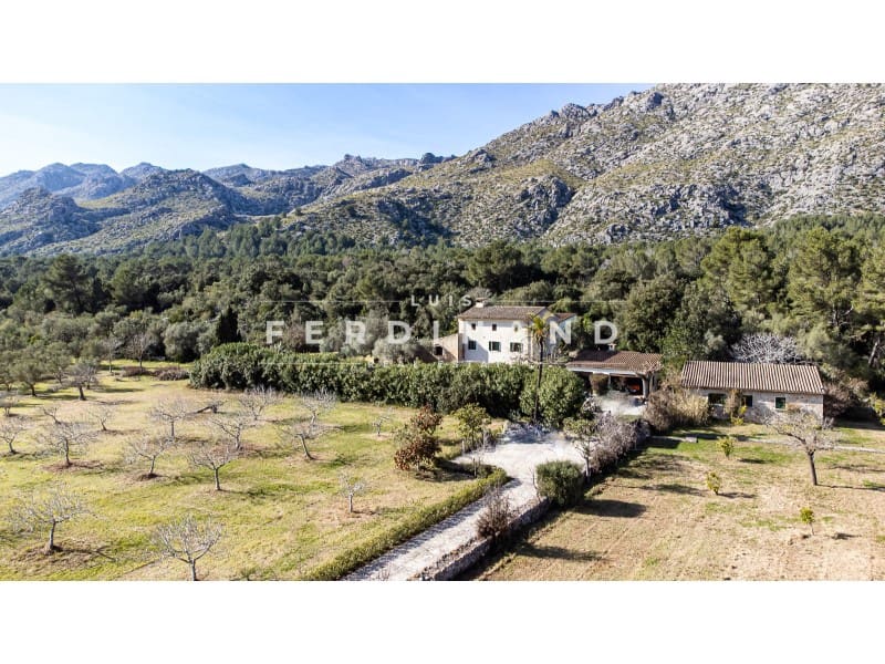 12 sovrum Finca/Hus på landet till salu i Pollensa / Pollenca med pool - 9 000 000 € (Ref: 9666271)