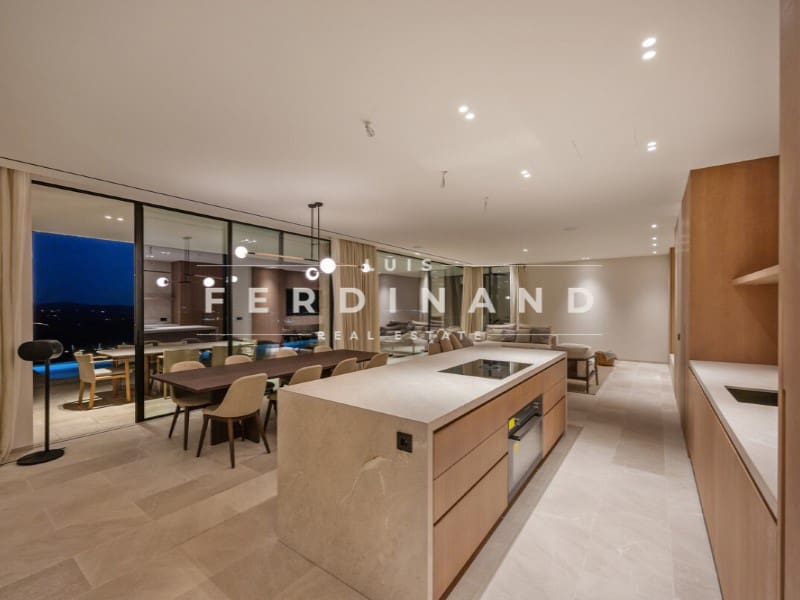 4 makuuhuone Huvila myytävänä paikassa Palmanyola mukana uima-altaan 
autotalli - 5 900 000 € (Ref: 9682432)