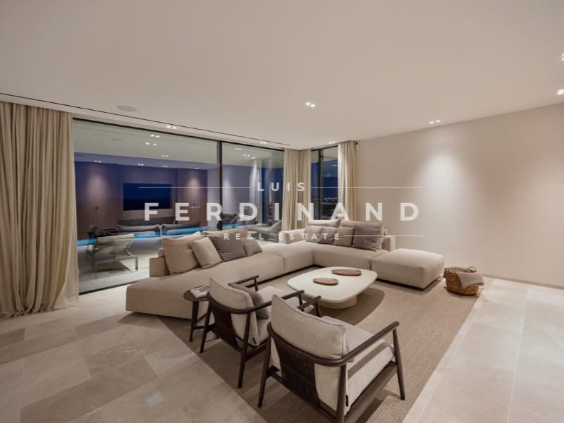 4 makuuhuone Huvila myytävänä paikassa Palmanyola mukana uima-altaan 
autotalli - 5 900 000 € (Ref: 9682432)