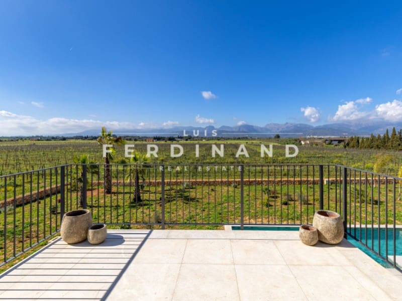 5 bedroom Finca/Country House for sale in Sencelles with pool garage - € 3,550,000 (Ref: 9794405)