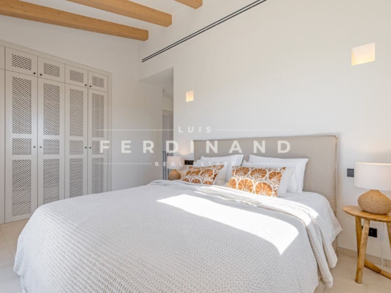 5 bedroom Finca/Country House for sale in Sencelles with pool garage - € 3,550,000 (Ref: 9794405)