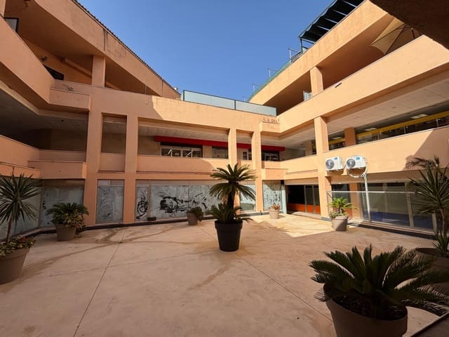 Kaupallinen myytävänä paikassa Alcúdia - 150 000 € (Ref: 10047512)