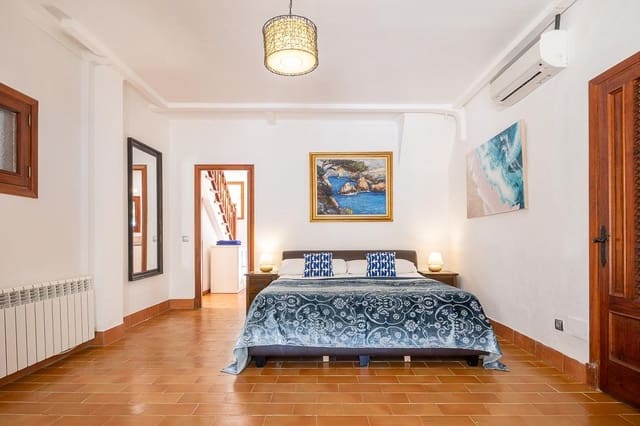 Chalet de 6 habitaciones en Mal Pas-Bon Aire, Alcúdia en venta con piscina - 1.450.000 € (Ref: 7625227)