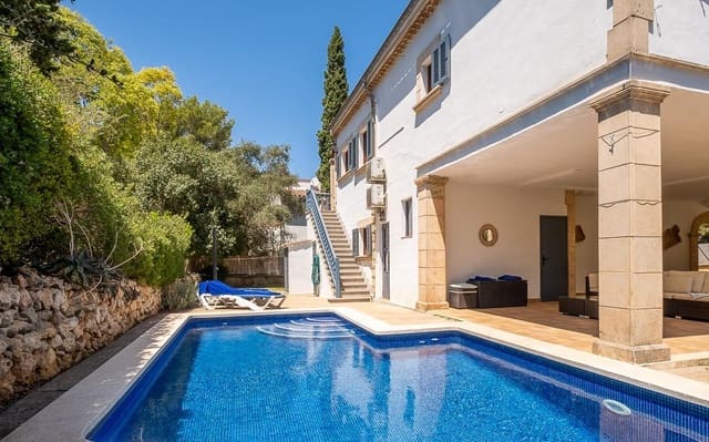 6 bedroom Villa for sale in Mal Pas-Bon Aire, Alcúdia with pool - € 1,450,000 (Ref: 7625227)
