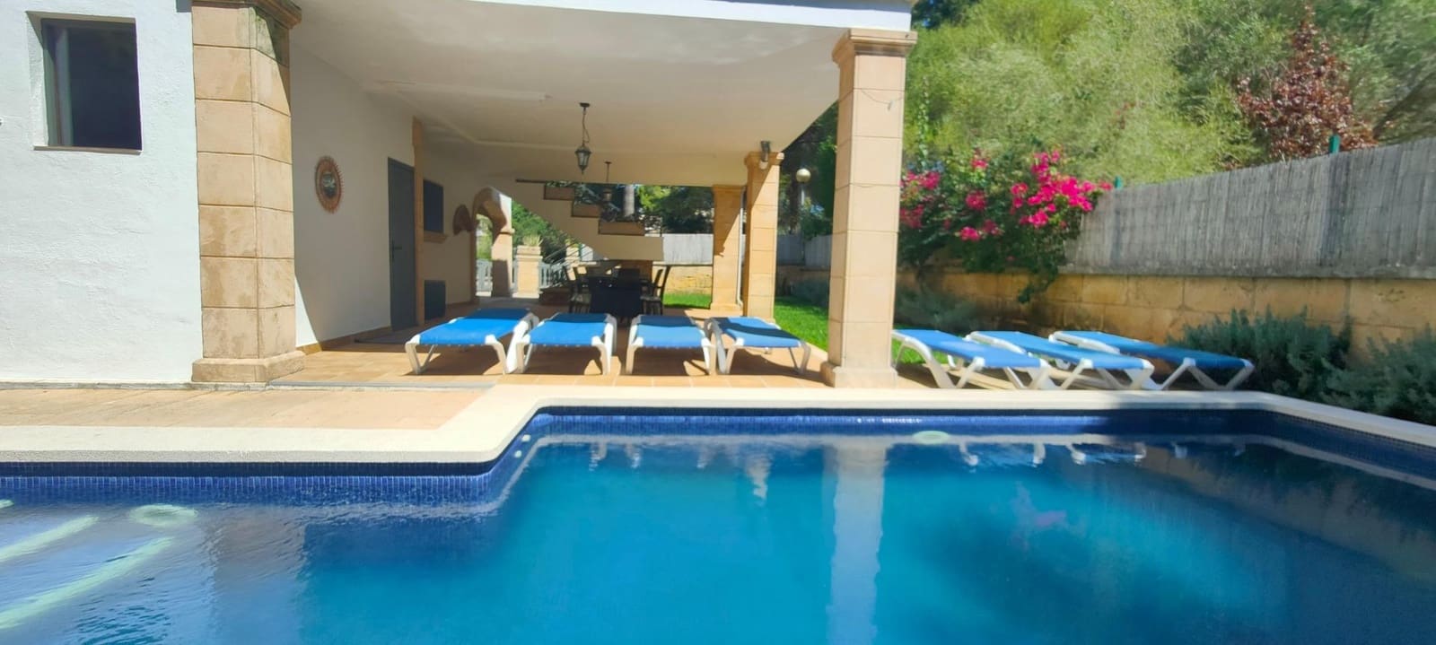 6 soverom Villa til salgs i Mal Pas-Bon Aire med svømmebasseng - € 1 450 000 (Ref: 7625227)
