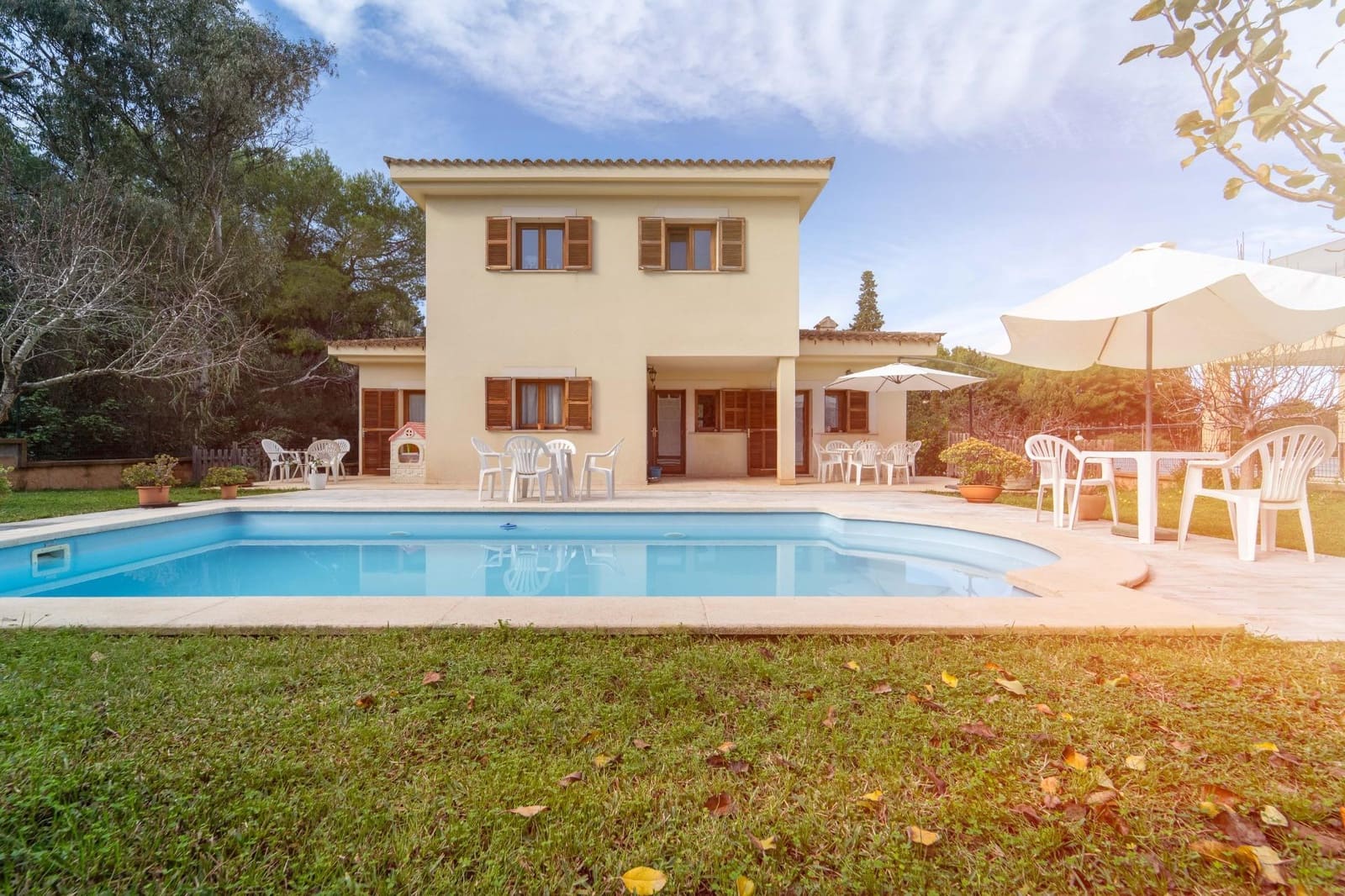 5 bedroom Villa for sale in Alcudia with pool - € 950,000 (Ref: 8020624)