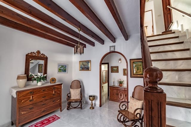 4 quarto Casa em Banda para venda em Alcúdia - 415 000 € (Ref: 8120176)