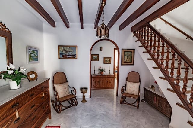 4 quarto Casa em Banda para venda em Alcúdia - 415 000 € (Ref: 8120176)