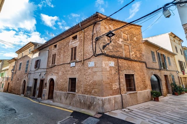 4 quarto Casa em Banda para venda em Alcúdia - 415 000 € (Ref: 8120176)