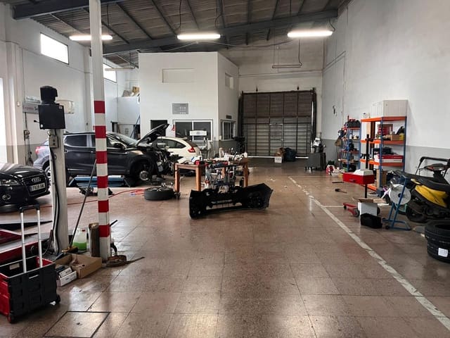 Local Commercial à vendre à Santa Margalida - 800 000 € (Ref: 8645322)