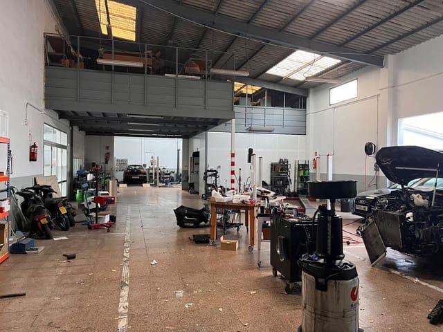 Local Commercial à vendre à Santa Margalida - 800 000 € (Ref: 8645322)