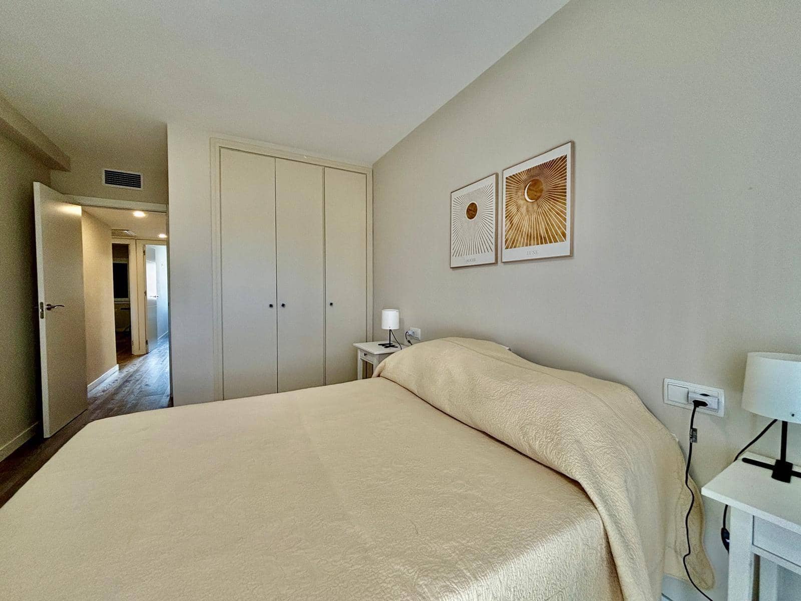 3 bedroom Penthouse for sale in Puerto de Alcudia - € 399,000 (Ref: 8764299)