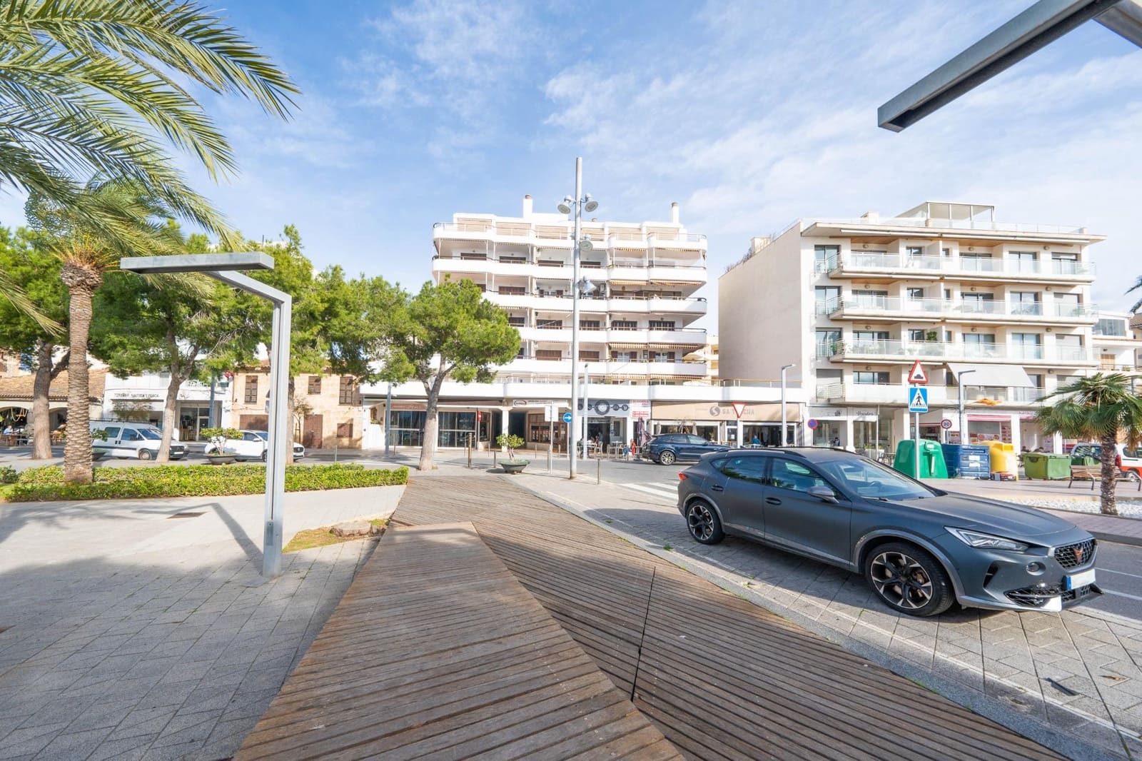 4 soveværelse Lejlighed til salg i Puerto de Alcudia - € 345.000 (Ref: 8776358)