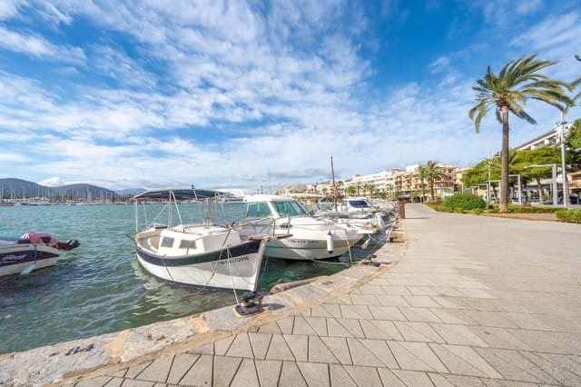 4 quarto Apartamento para venda em Puerto de Alcudia, Alcúdia - 345 000 € (Ref: 8776358)
