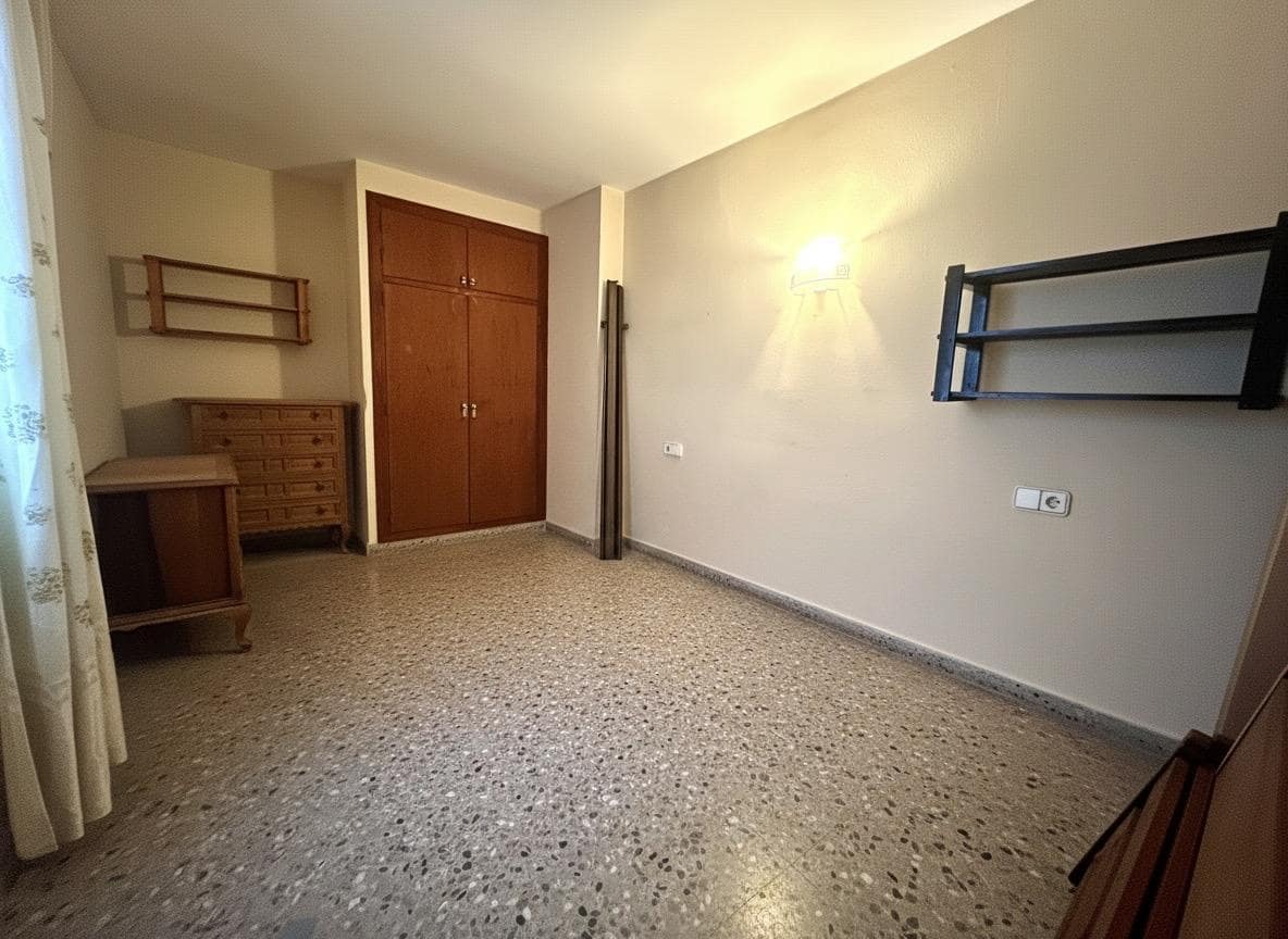 4 slaapkamer Flat te koop in Puerto de Alcudia - € 345.000 (Ref: 8776358)
