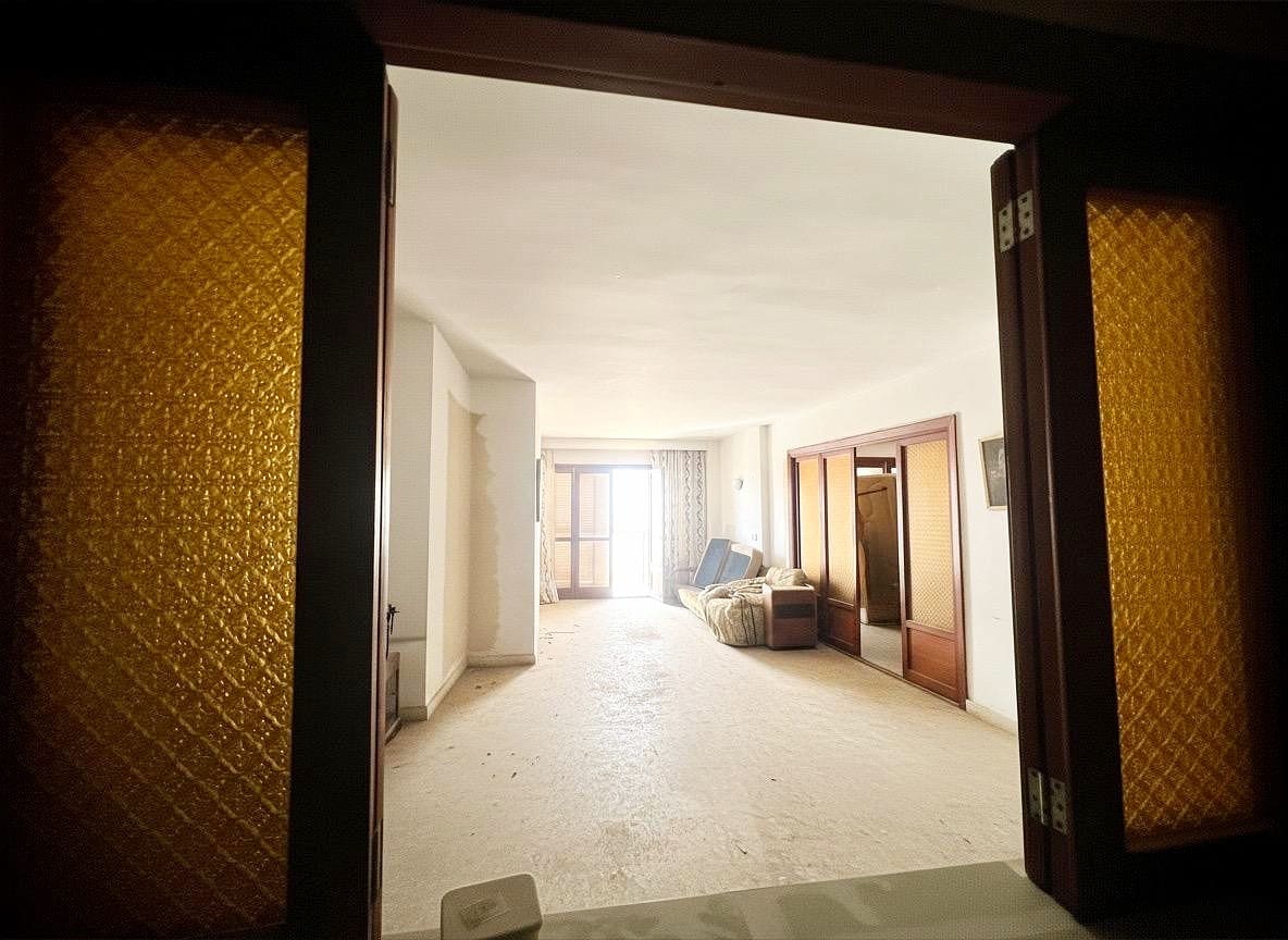 Piso de 4 habitaciones en Puerto de Alcudia en venta - 345.000 € (Ref: 8776358)