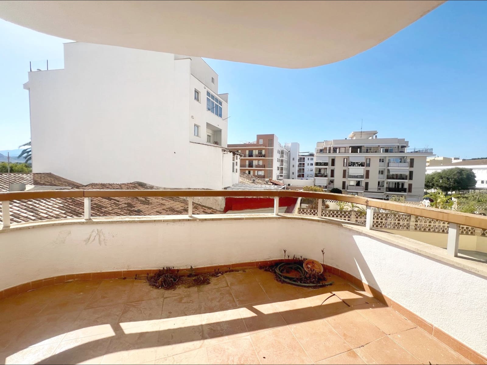 Piso de 4 habitaciones en Puerto de Alcudia en venta - 345.000 € (Ref: 8776358)