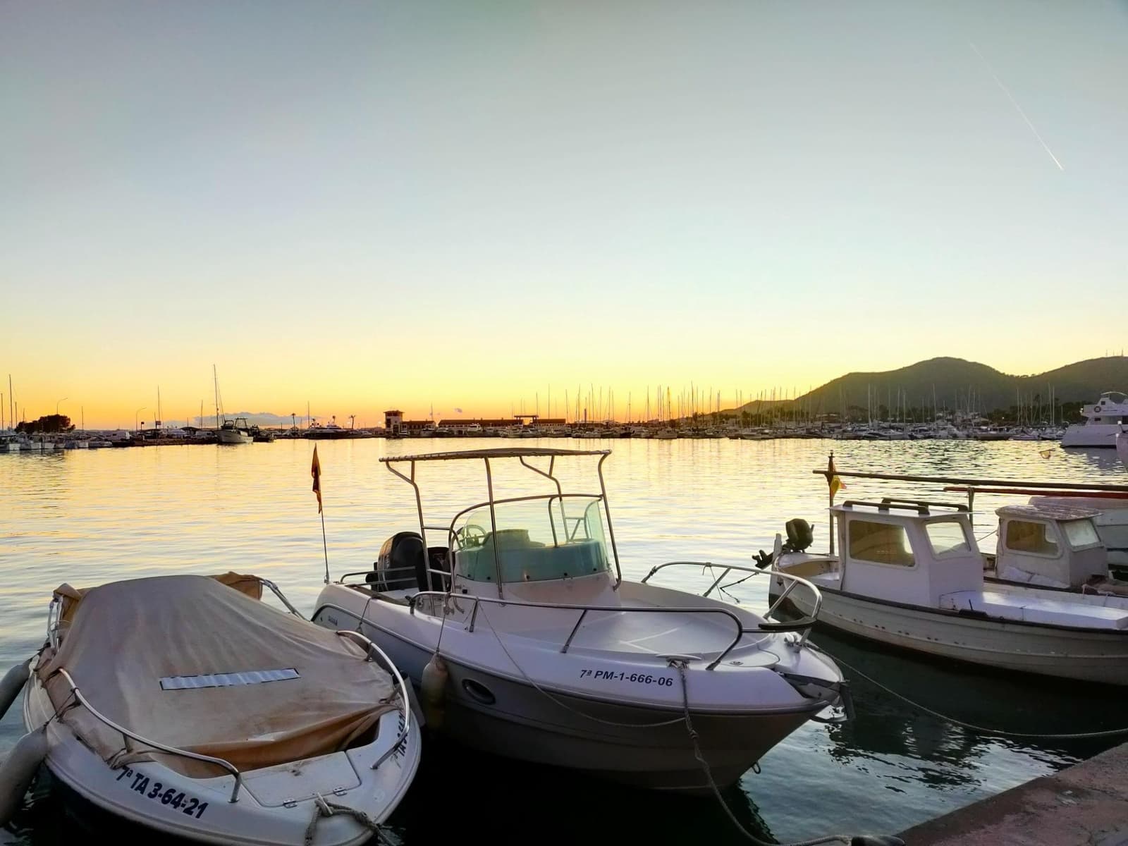 Piso de 4 habitaciones en Puerto de Alcudia en venta - 345.000 € (Ref: 8776358)