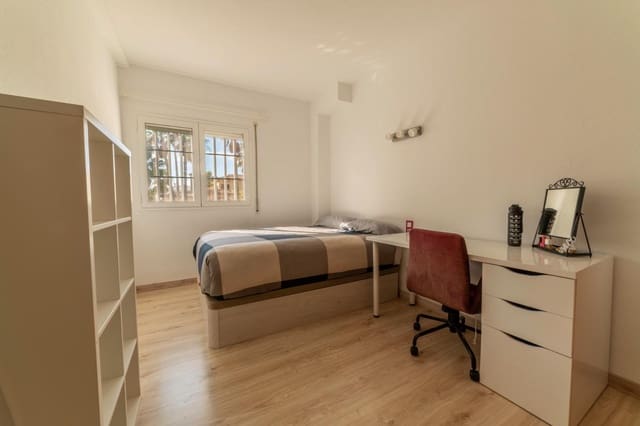 3 makuuhuone Asunto myytävänä paikassa Puerto de Alcudia, Alcúdia mukana uima-altaan - 425 000 € (Ref: 8815886)