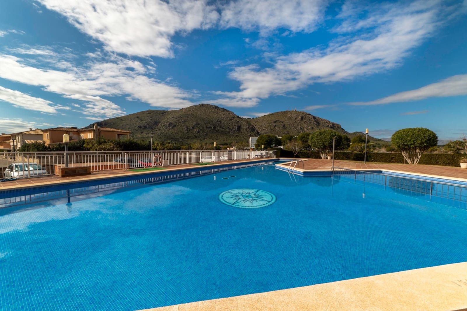 3 quarto Apartamento para venda em Puerto de Alcudia com piscina - 425 000 € (Ref: 8815886)
