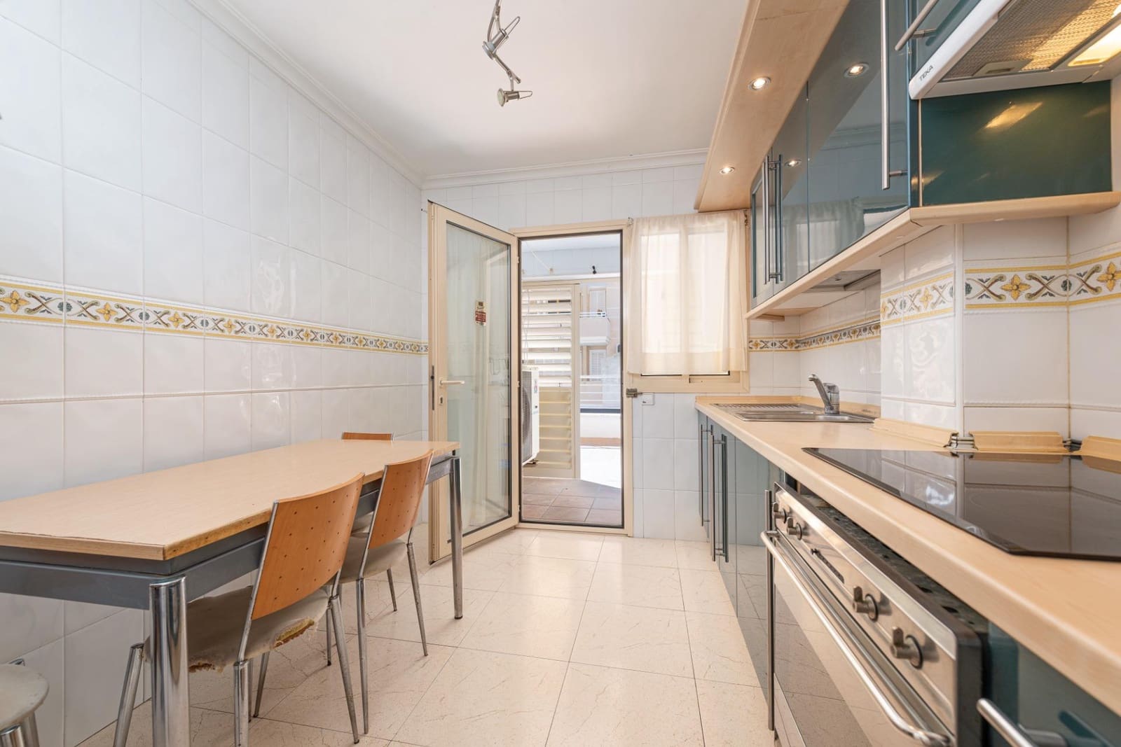 2 quarto Apartamento para venda em Puerto de Alcudia - 575 000 € (Ref: 8911161)