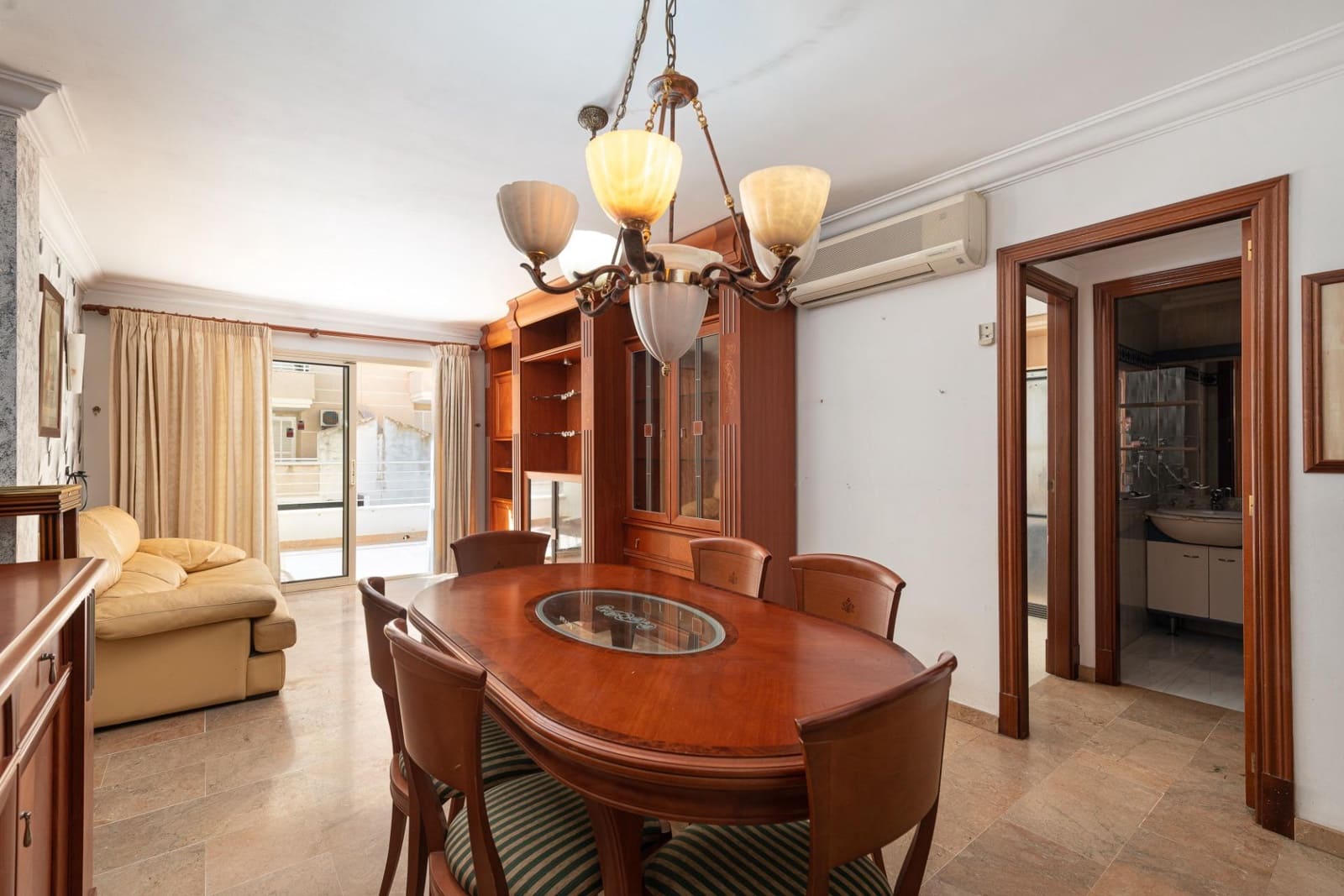 Apartamento de 2 habitaciones en Puerto de Alcudia en venta - 575.000 € (Ref: 8911161)