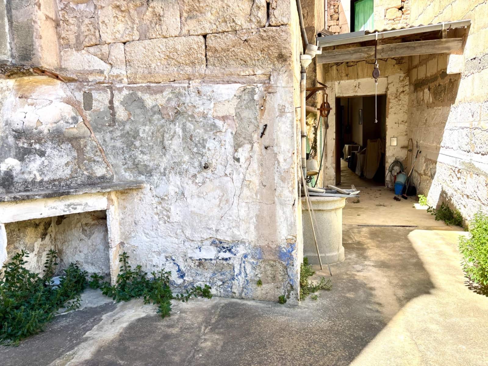 4 slaapkamer Huis te koop in Santa Margalida - € 250.000 (Ref: 8915474)