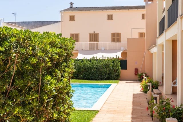 3 sovrum Radhus att hyra i Llucmajor med pool - 1 570 € (Ref: 9149495)