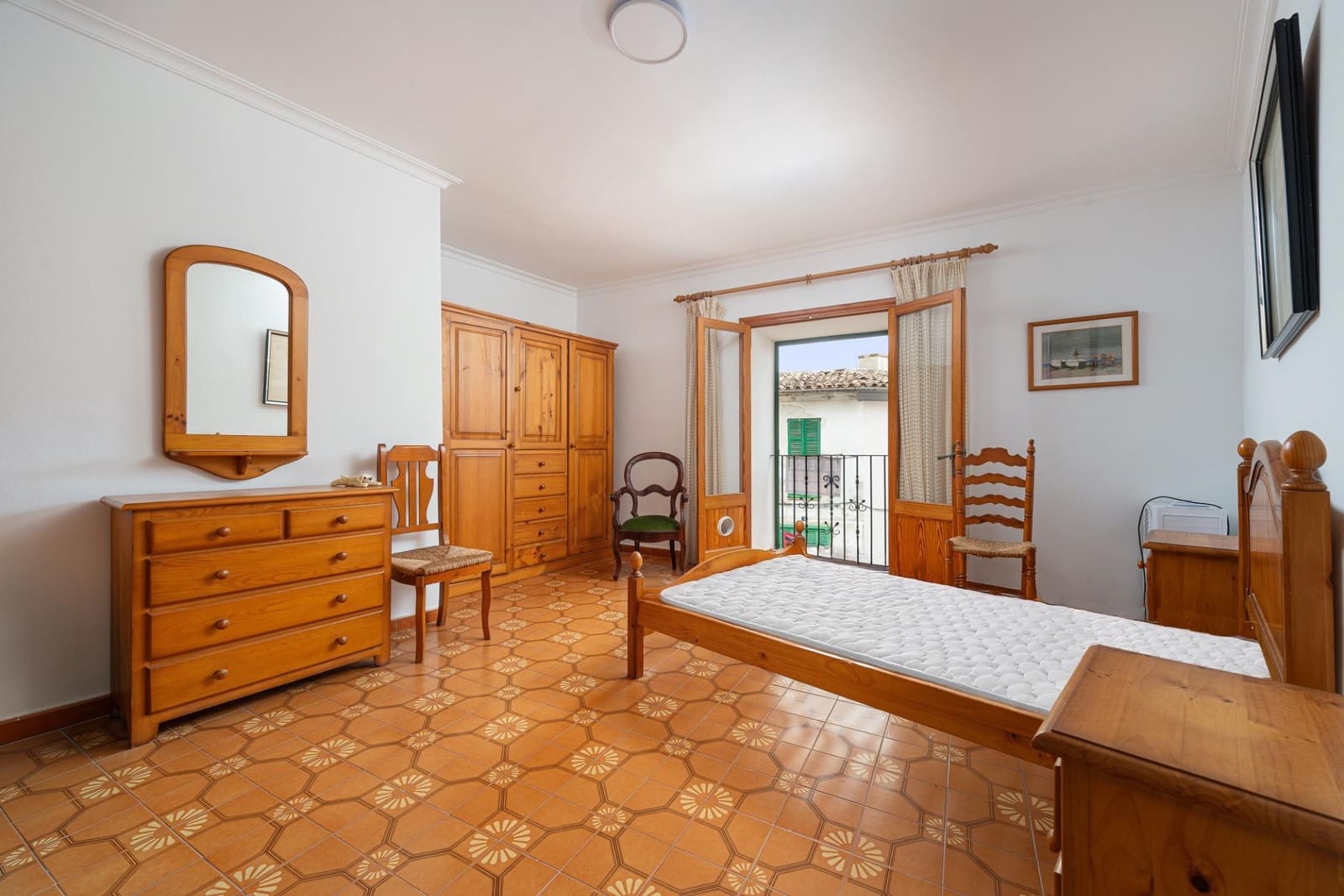 3 makuuhuone Omakotitalo myytävänä paikassa Alcudia - 450 000 € (Ref: 9208476)