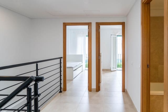 3 makuuhuone Rivitalo vuokrattavana paikassa Llucmajor mukana uima-altaan - 1 500 € (Ref: 9375224)