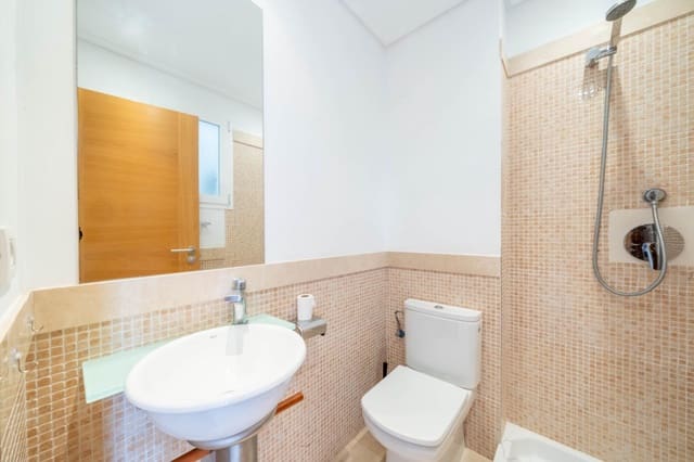 3 makuuhuone Rivitalo vuokrattavana paikassa Llucmajor mukana uima-altaan - 1 500 € (Ref: 9375224)