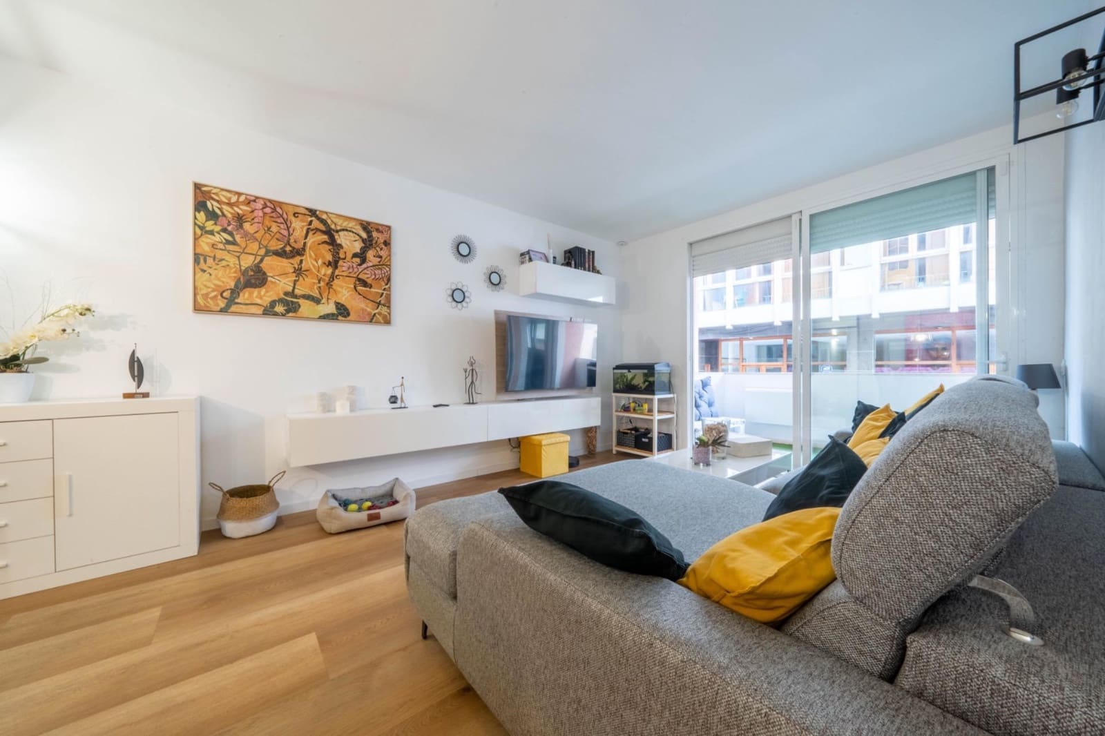 3 bedroom Apartment for sale in Sa Pobla with garage - € 365,000 (Ref: 9548416)