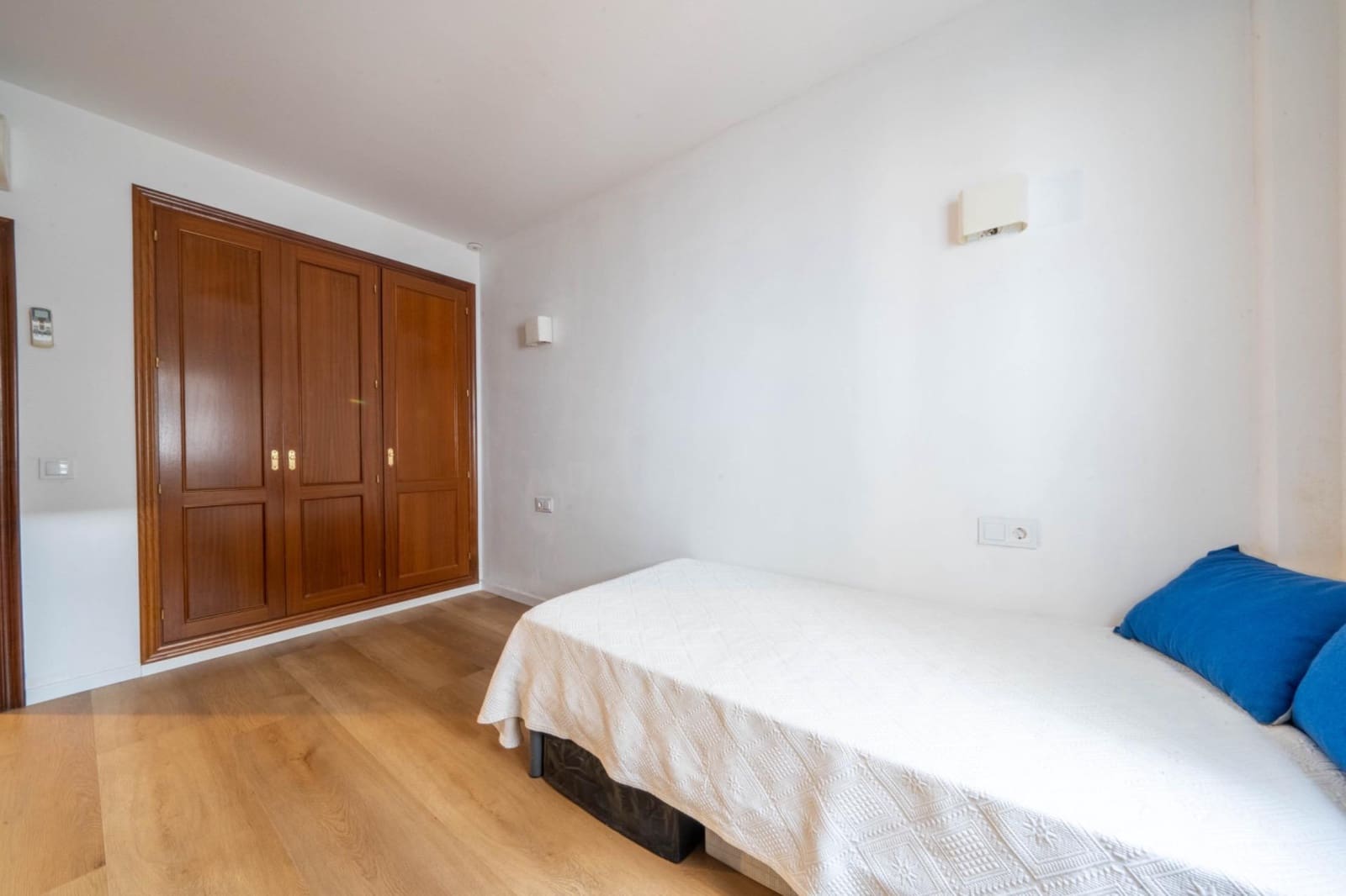 3 bedroom Apartment for sale in Sa Pobla with garage - € 375,000 (Ref: 9548416)