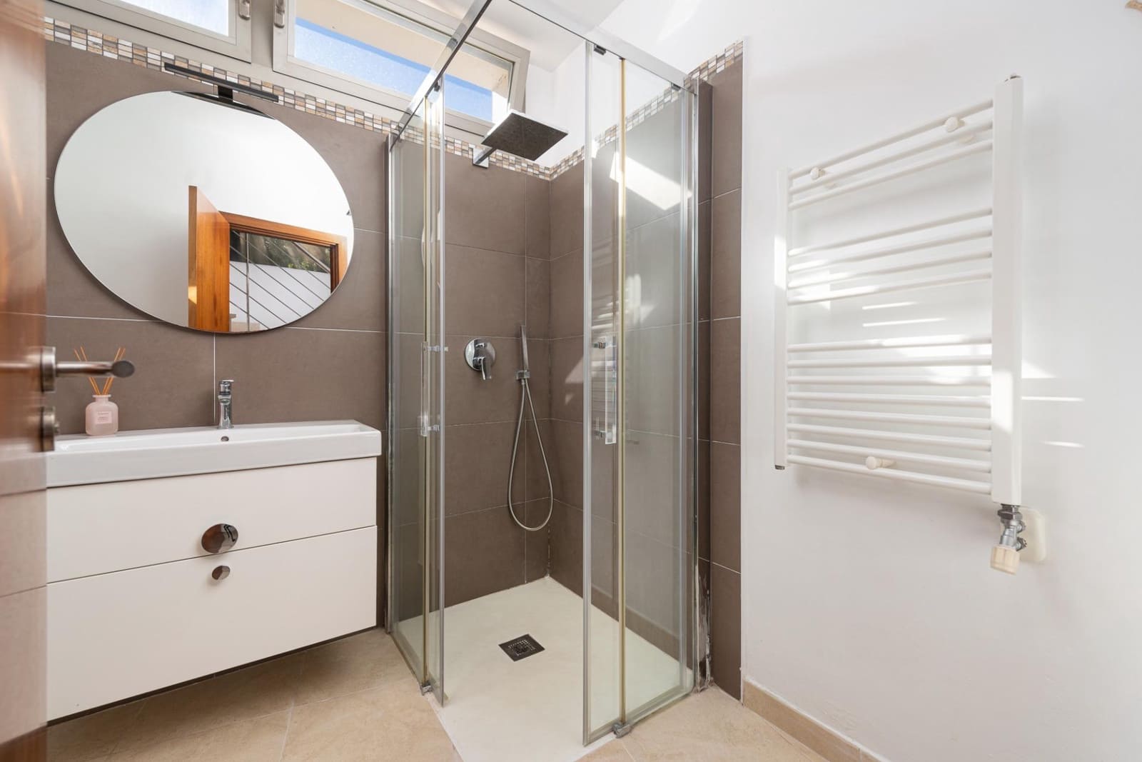 3 bedroom Villa for sale in Alcudia with garage - € 555,000 (Ref: 9591527)