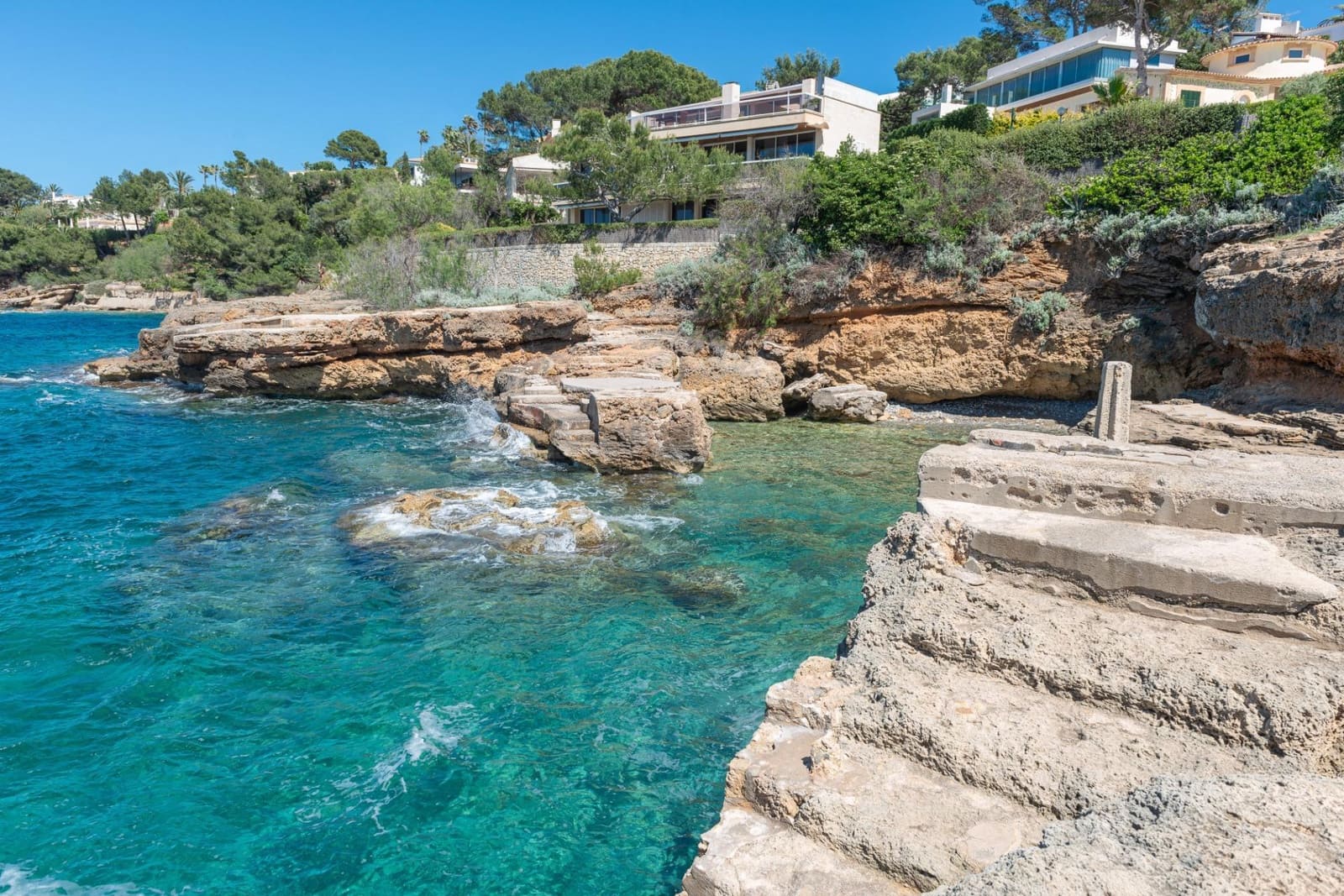 3 bedroom Villa for sale in Alcudia with garage - € 555,000 (Ref: 9591527)