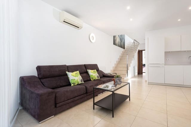 2 sypialnia Willa na sprzedaż w Alcúdia z garażem - 555 000 € (Ref: 9591527)