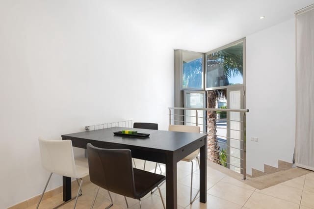 2 sypialnia Willa na sprzedaż w Alcúdia z garażem - 555 000 € (Ref: 9591527)