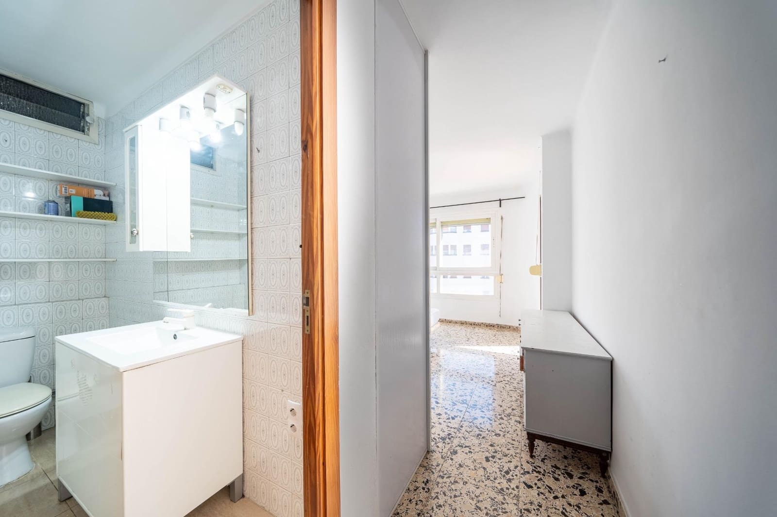 4 bedroom Apartment for sale in Palma de Mallorca with garage - € 749,000 (Ref: 9619492)