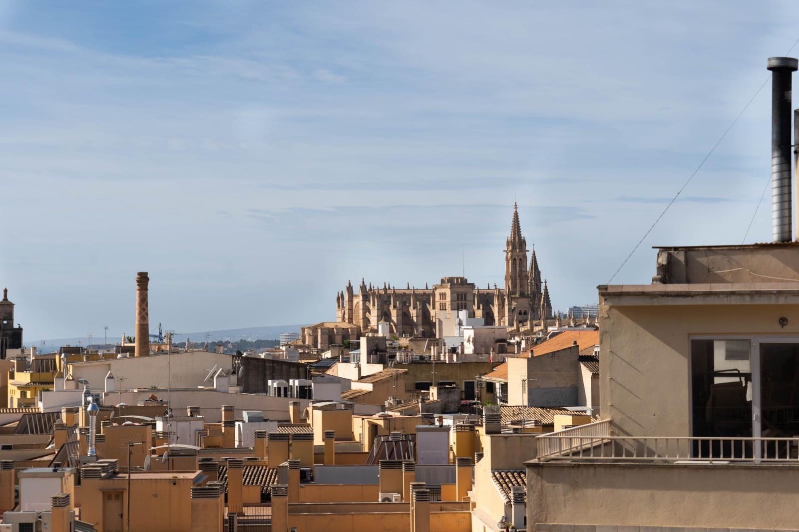 4 bedroom Apartment for sale in Palma de Mallorca with garage - € 749,000 (Ref: 9619492)