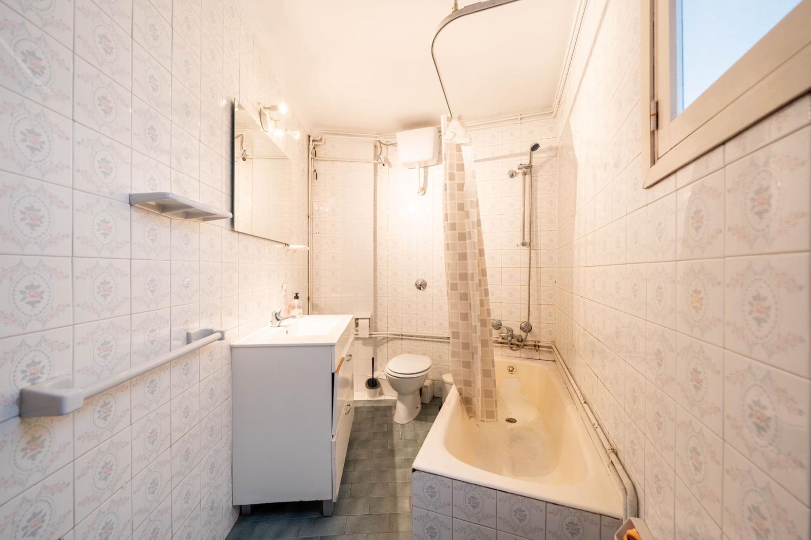 4 bedroom Apartment for sale in Palma de Mallorca with garage - € 749,000 (Ref: 9619492)