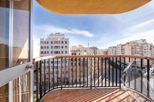 4 bedroom Apartment for sale in La Missió, Palma de Mallorca with garage - € 749,000 (Ref: 9619492)