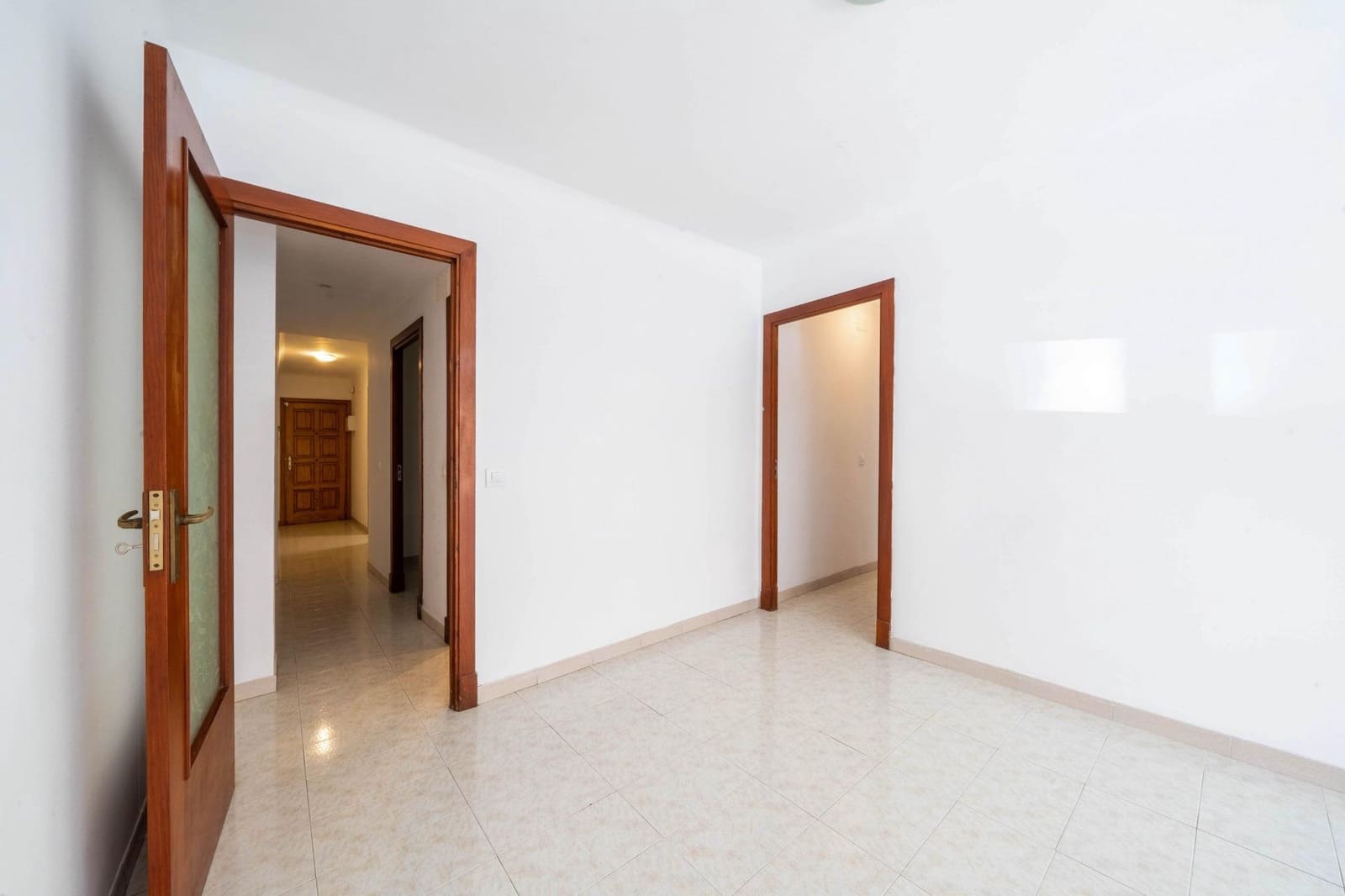 3 bedroom Flat for sale in Palma de Mallorca - € 295,000 (Ref: 9702106)