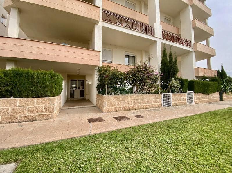 2 slaapkamer Appartement te koop in Alcudia met zwembad - € 380.000 (Ref: 9715105)